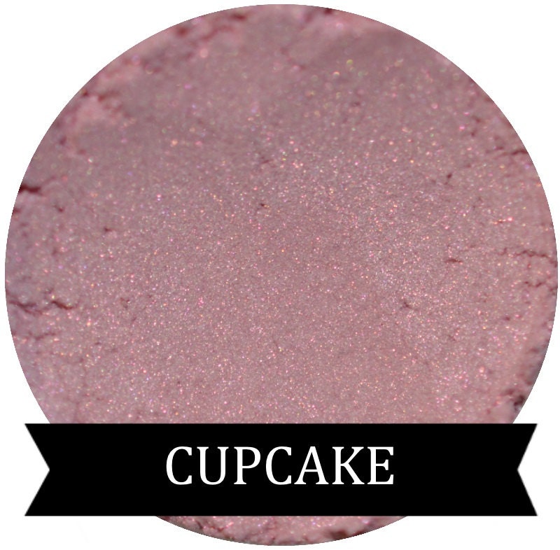 Cupcake Light Pink Shimmering Eyeshadow