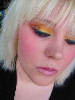 LEMON Bright Yellow Eyeshadow