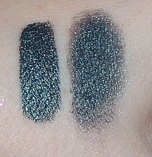 Forrestry Deep Dark Green Eyeshadow