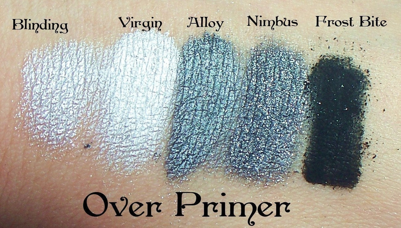Dark Gray Sparkly Eyeshadow NIMBUS
