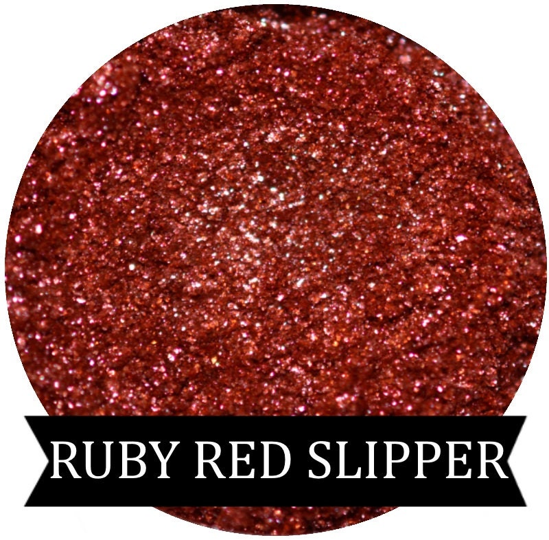 Sparkly Red Eyeshadow RUBY RED SLIPPER