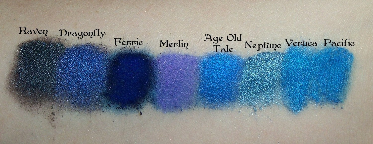 PACIFIC Bright Blue Eyeshadow