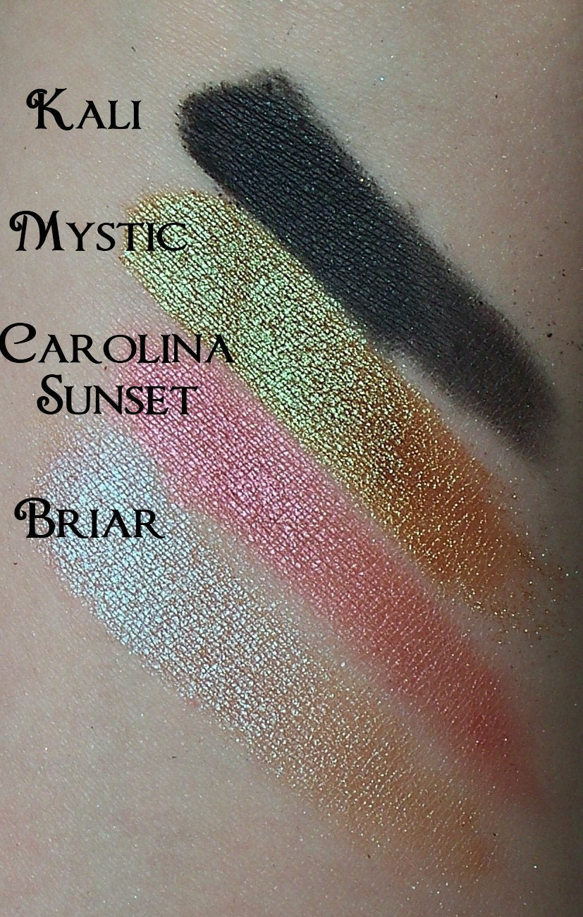 KALI Satin Black Eyeshadow