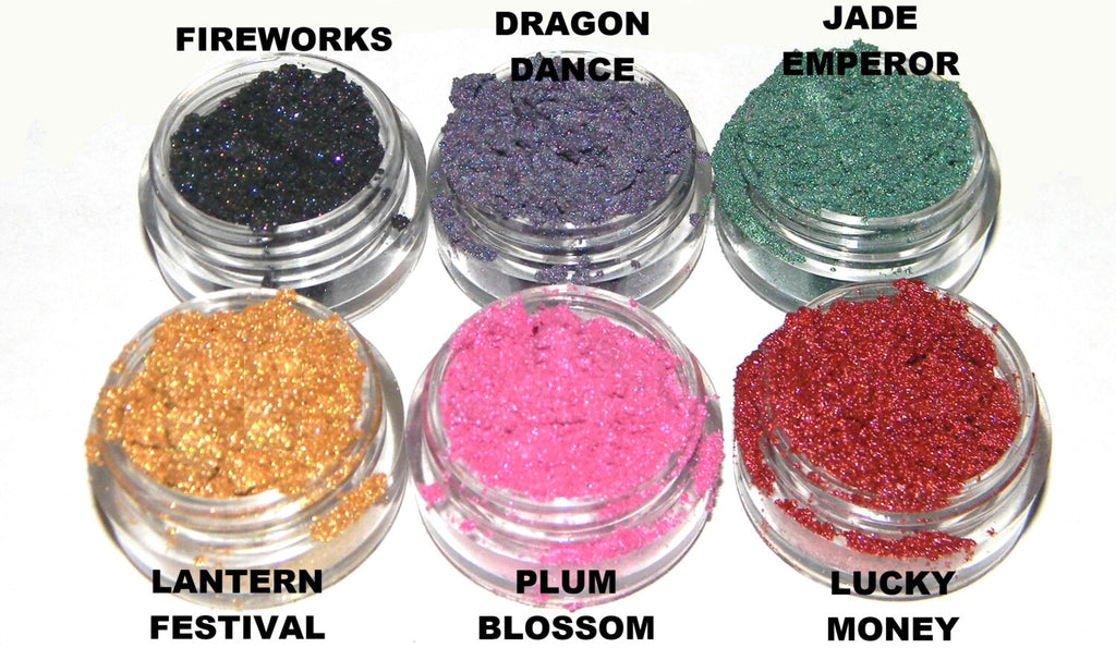 DRAGON DANCE Purple eyeshadow with Green Iridescent Shimmer