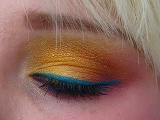 LEMON Bright Yellow Eyeshadow