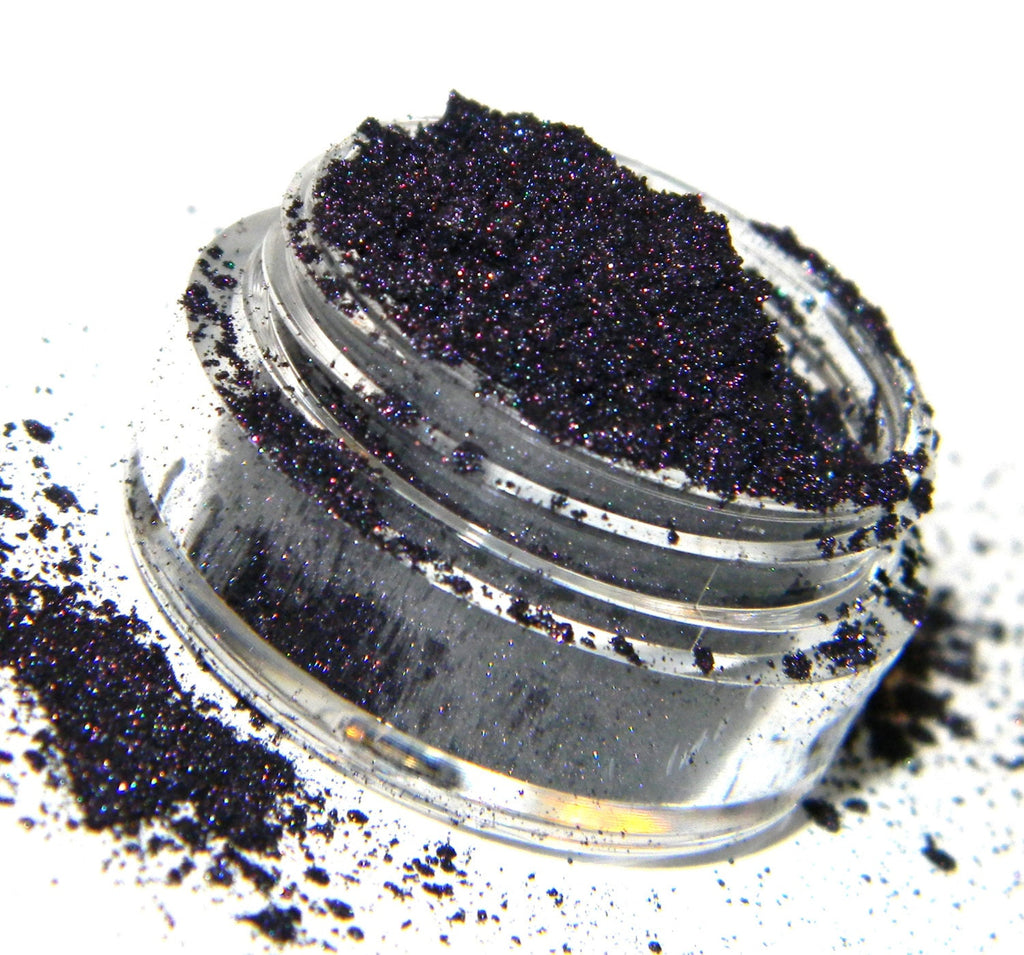 BLACK PLUM Dark Purple Eyeshadow